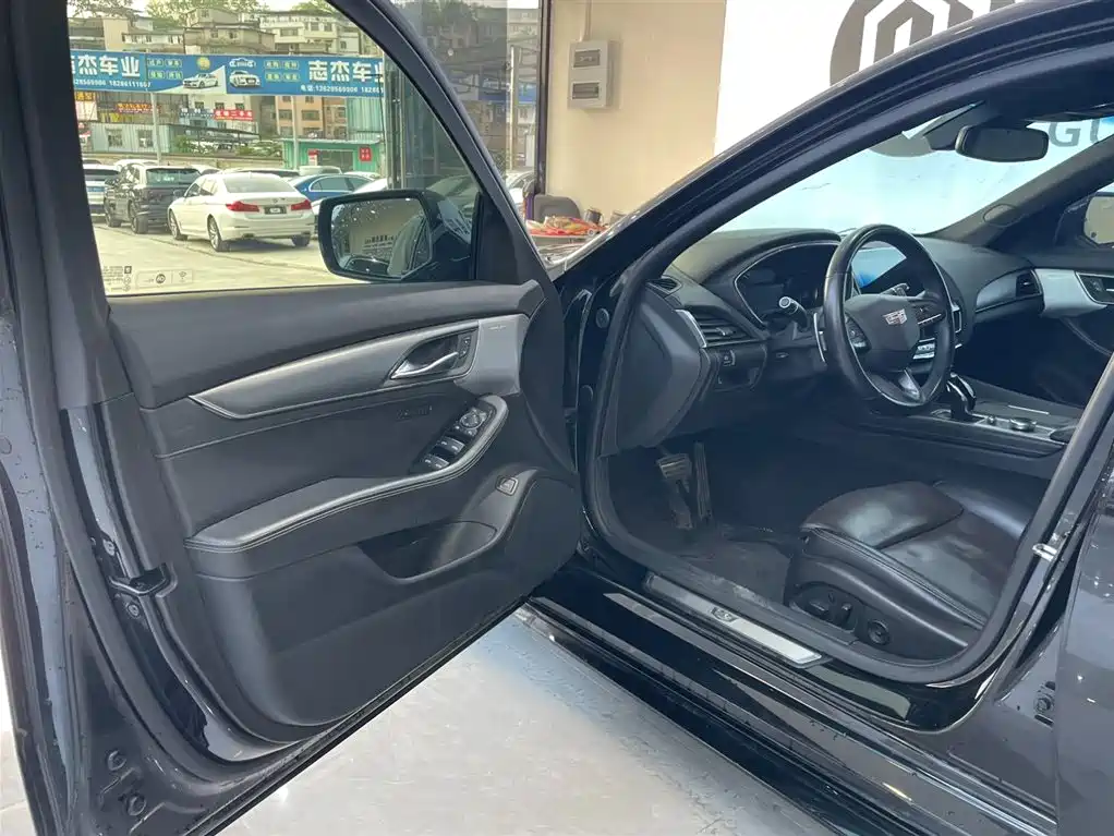 Cadillac CT5 2020 28T leading sports model купить на сайте DeffCars