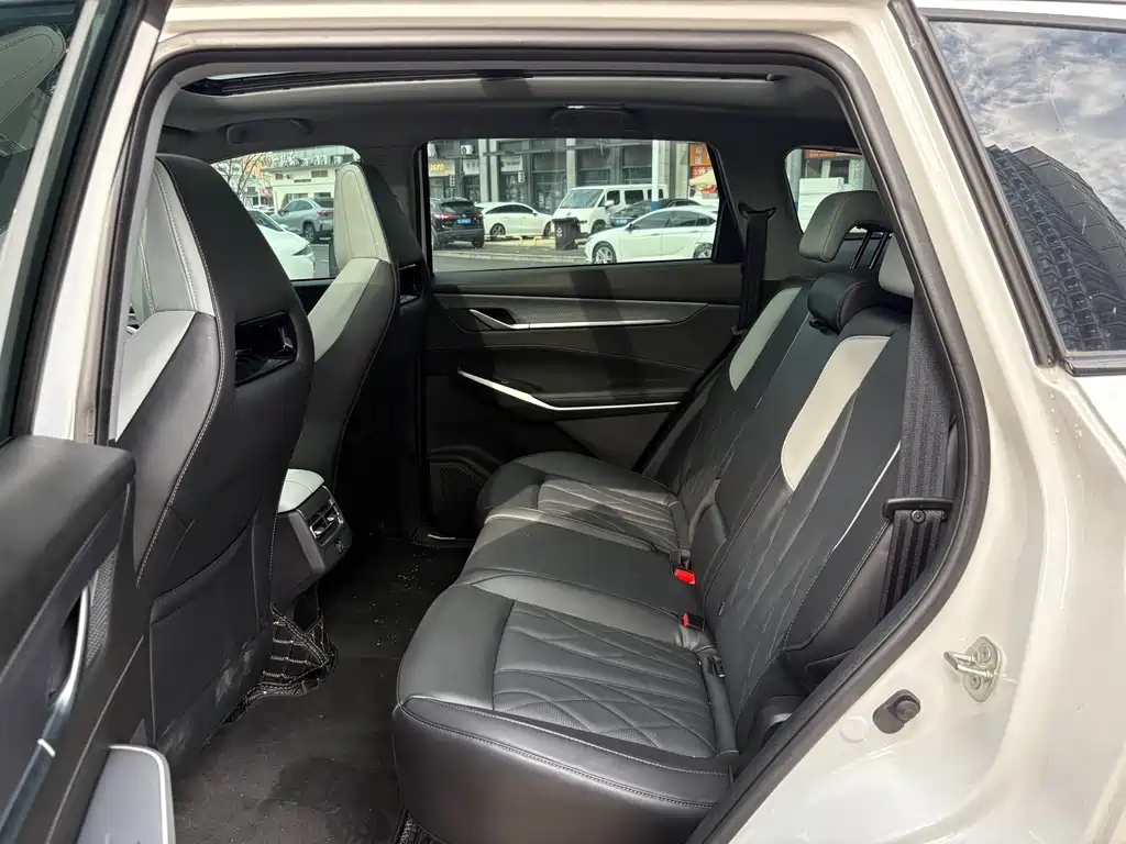 Changan CS75PLUS 2024 third generation championship version 1.5T smart driving and powerful model купить на сайте DeffCars