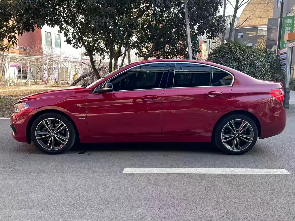 BMW 1 Series 2018 118i Sports купить на сайте DeffCars