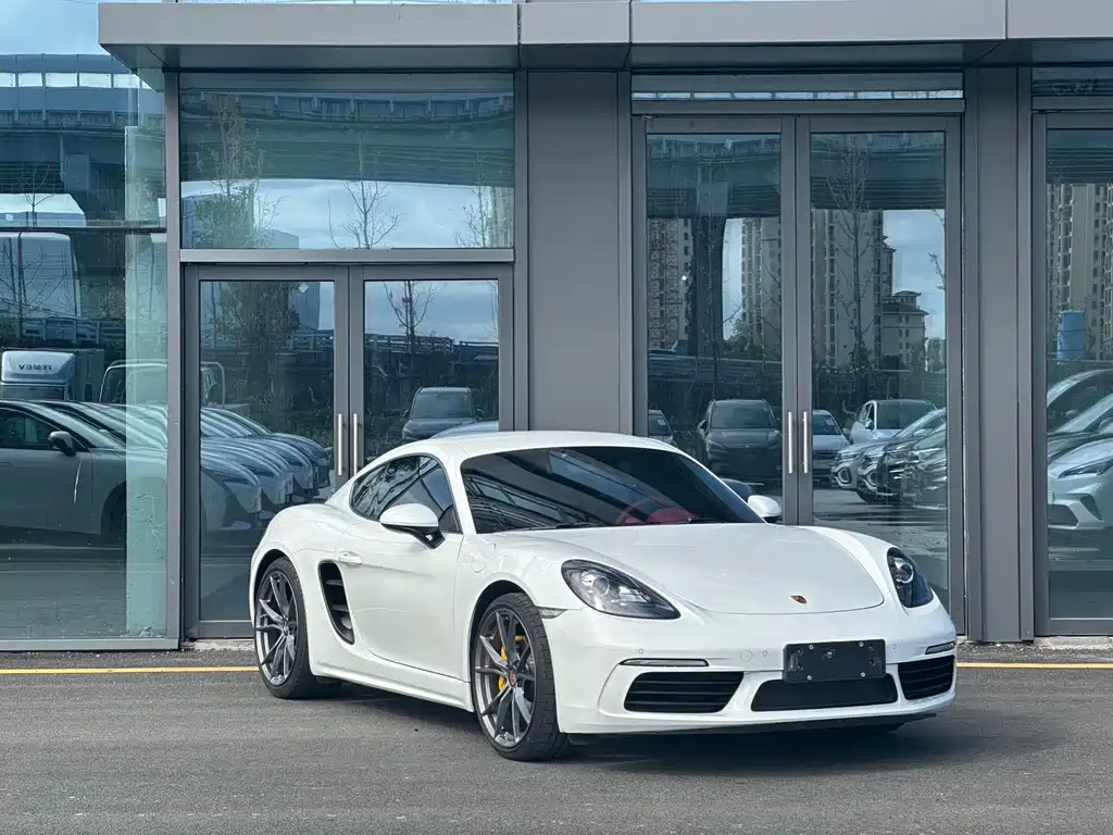 Porsche 718 2018 Cayman 2.0T купить на сайте DeffCars