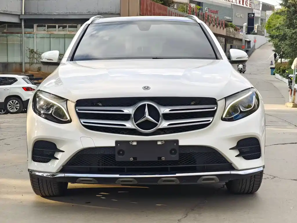Mercedes-Benz GLC 2018 facelift GLC 260 4MATIC dynamic version купить на сайте DeffCars