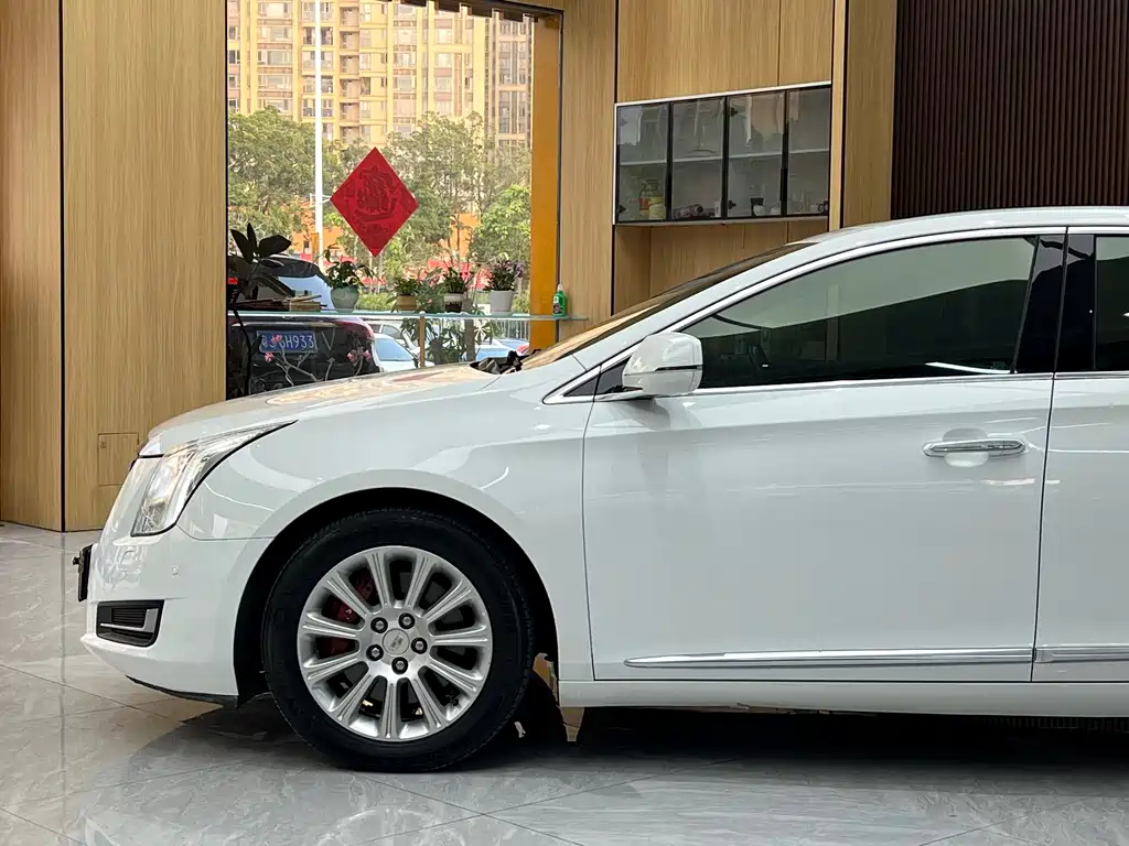 Cadillac XTS 2016 28T luxury model купить на сайте DeffCars