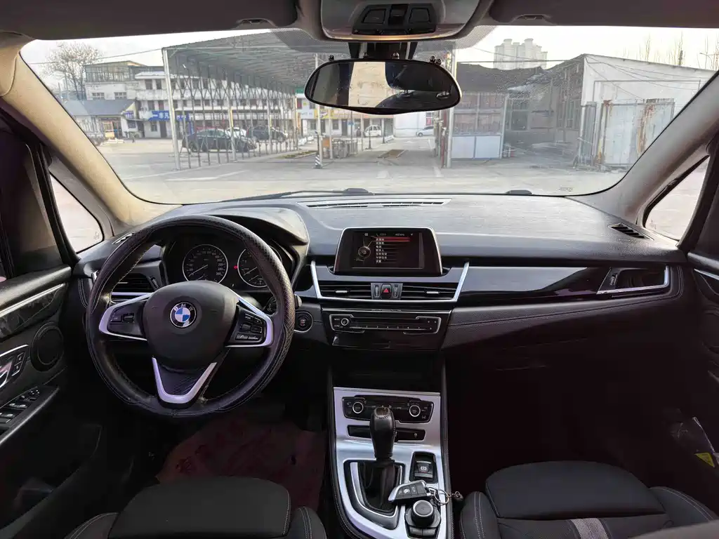 BMW 2 Series Multipurpose Station Wagon 2015 218i Leading Model купить на сайте DeffCars
