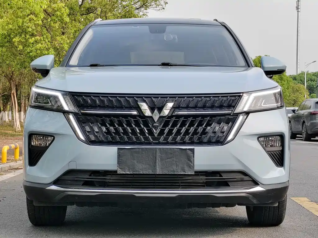 Wuling Xingchen 2021 1.5T CVT Xinghui Edition купить на сайте DeffCars