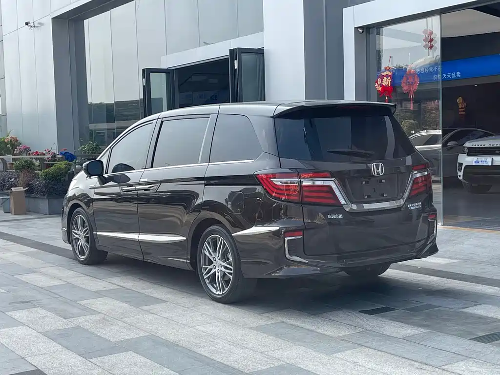 Alison 2019 2.0L Hybrid Deluxe Edition купить на сайте DeffCars