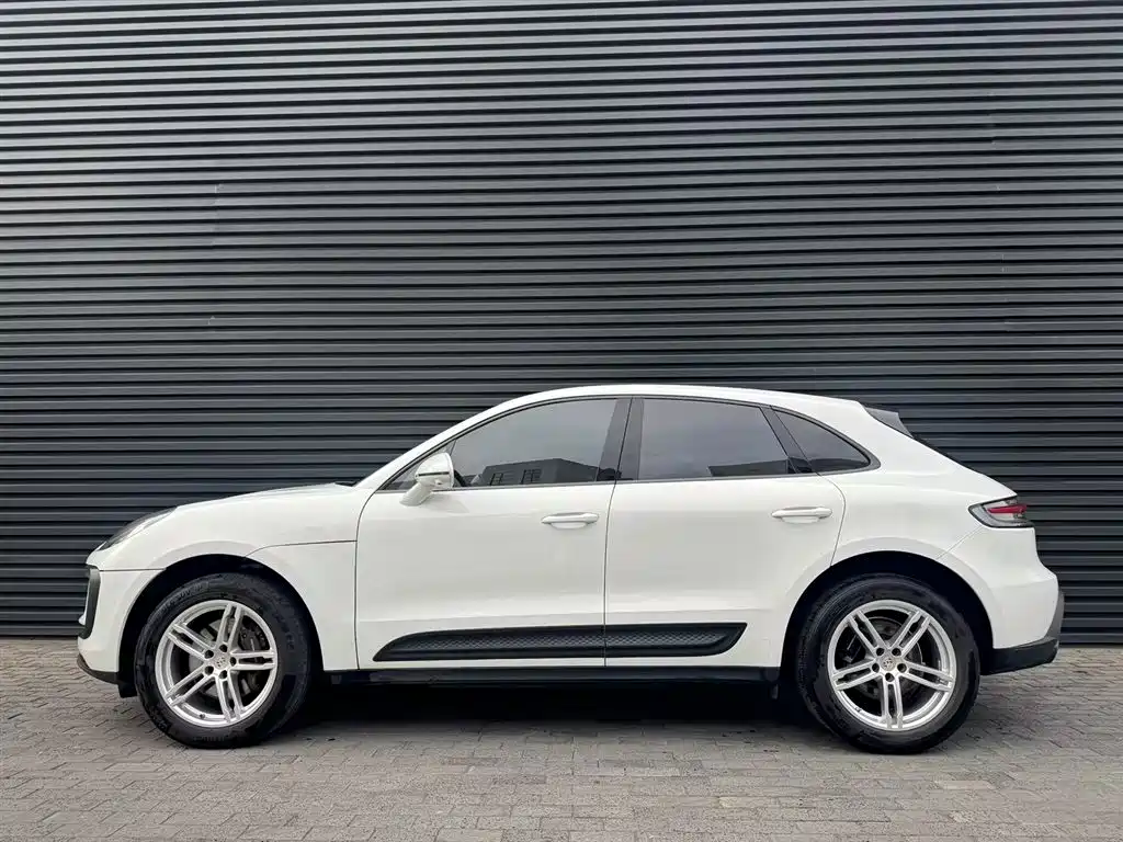Macan 2023 Macan 2.0T купить на сайте DeffCars