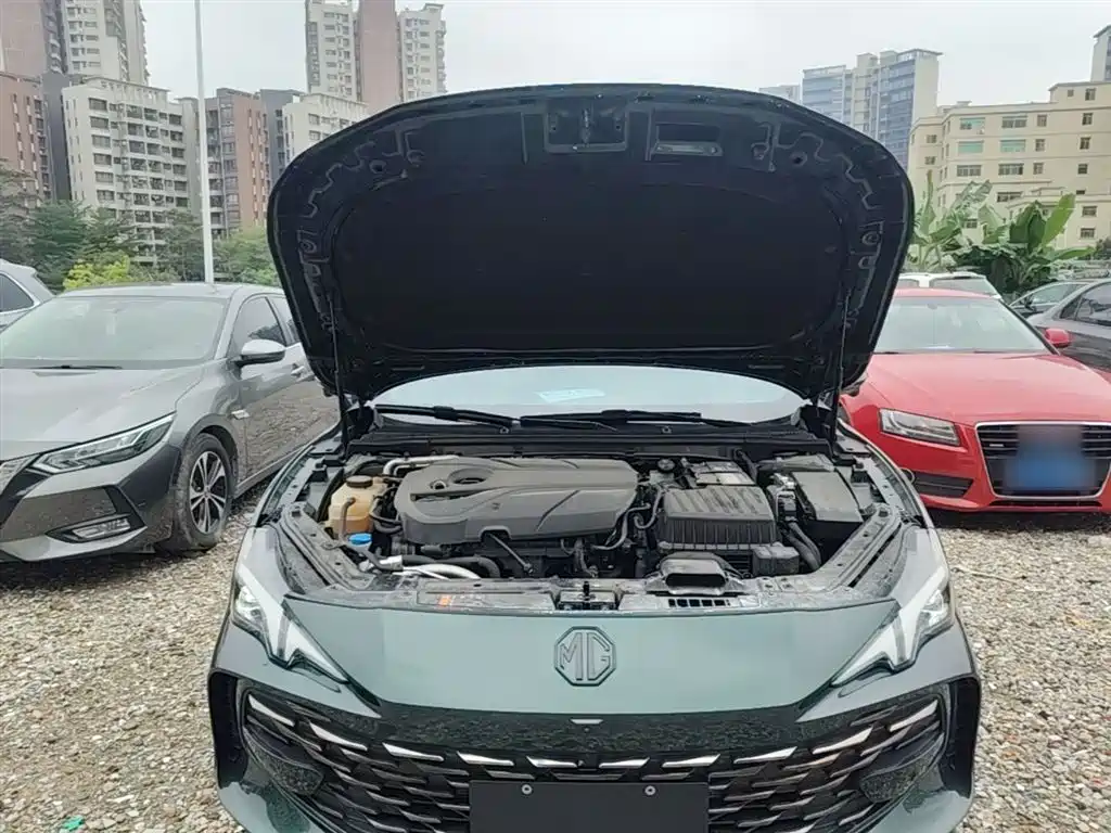 MG7 2023 2.0T Automatic Beauty Hunting Luxury Edition купить на сайте DeffCars