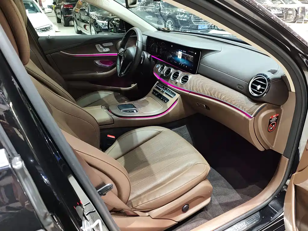 Mercedes-Benz E-Class 2022 E 300 L Luxury Model купить на сайте DeffCars