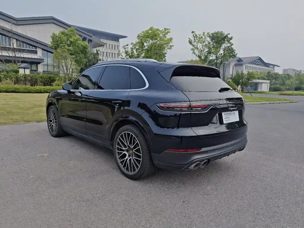 Cayenne 2022 Cayenne 3.0T Platinum Edition купить на сайте DeffCars