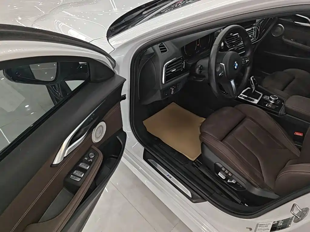 BMW 1 Series 2021 facelift 125i M Sports Night Edition купить на сайте DeffCars