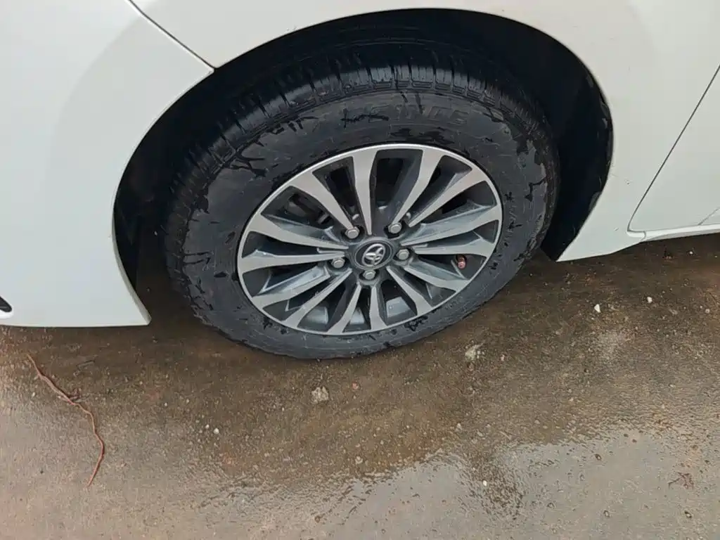 Corolla 2017 facelift 1.2T S-CVT GL купить на сайте DeffCars