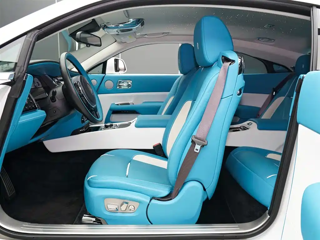 Phantom 2018 6.6T standard model купить на сайте DeffCars