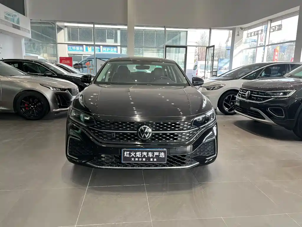 Passat 2023 330TSI Starry Sky Elite Edition купить на сайте DeffCars