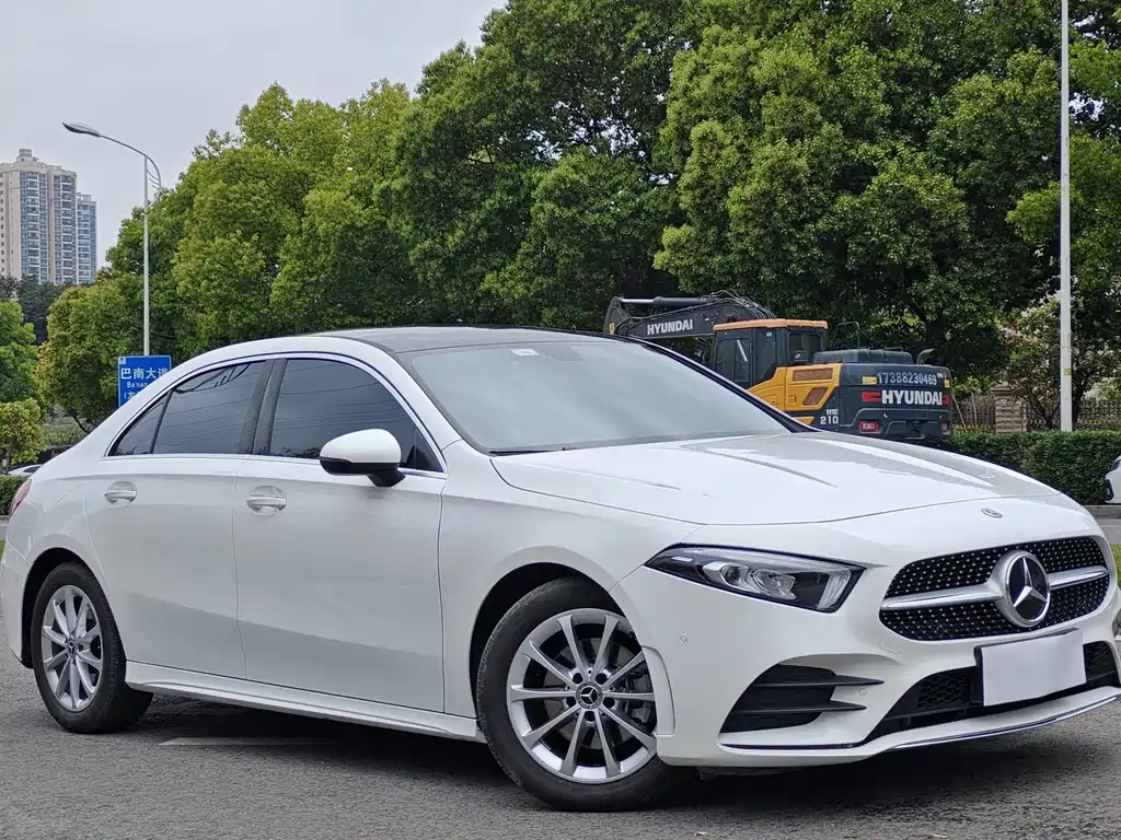 Mercedes-Benz A-Class 2021 A 200 L Sports Sedan Fashionable купить на сайте DeffCars