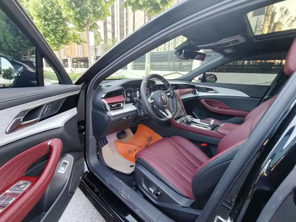 Hongqi H5 2025 1.5T DCT Xuanying Edition купить на сайте DeffCars