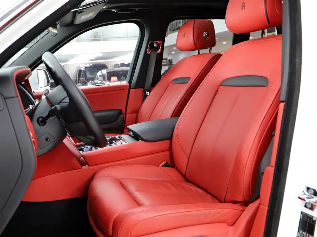 Cullinan 2018 five-seater version купить на сайте DeffCars