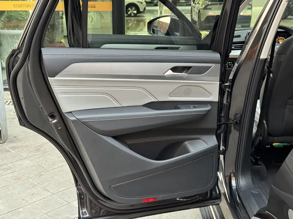 Lanxun 2023 380TSI four-wheel drive R-Line cruise version купить на сайте DeffCars