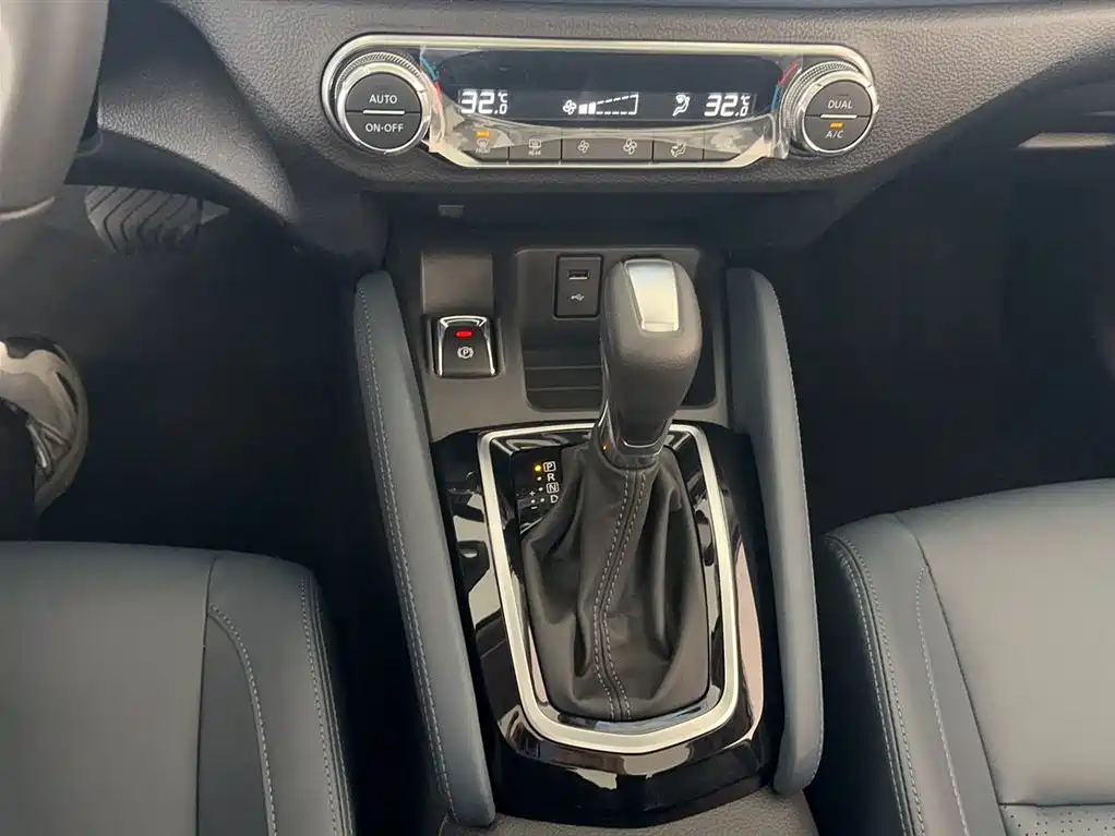 Qashqai 2025 Honor 2.0L CVT XV+ Leading Edition купить на сайте DeffCars
