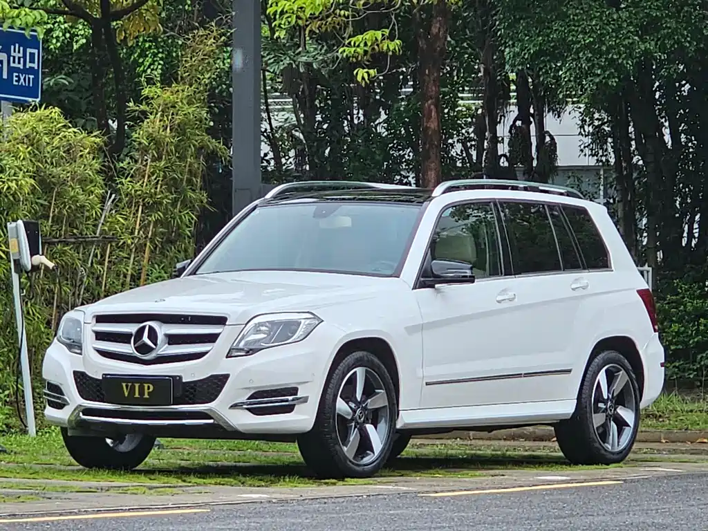 Mercedes-Benz GLK-Class 2013 GLK 300 4MATIC Dynamic Sunroof Type купить на сайте DeffCars