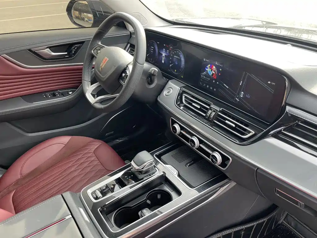 Hongqi HS5 2023 2.0T Qixiang Pro 500,000 Commemorative Edition купить на сайте DeffCars
