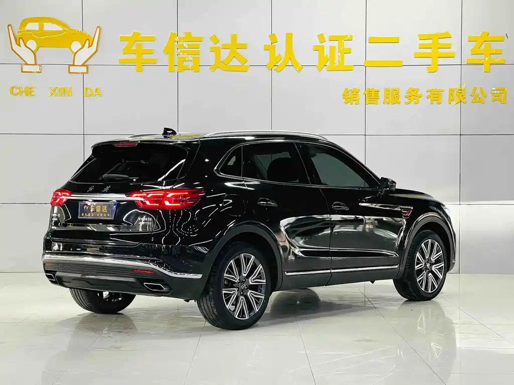 Hongqi HS5 2022 facelift 2.0T Zhilian Qixiang four-wheel drive version купить на сайте DeffCars