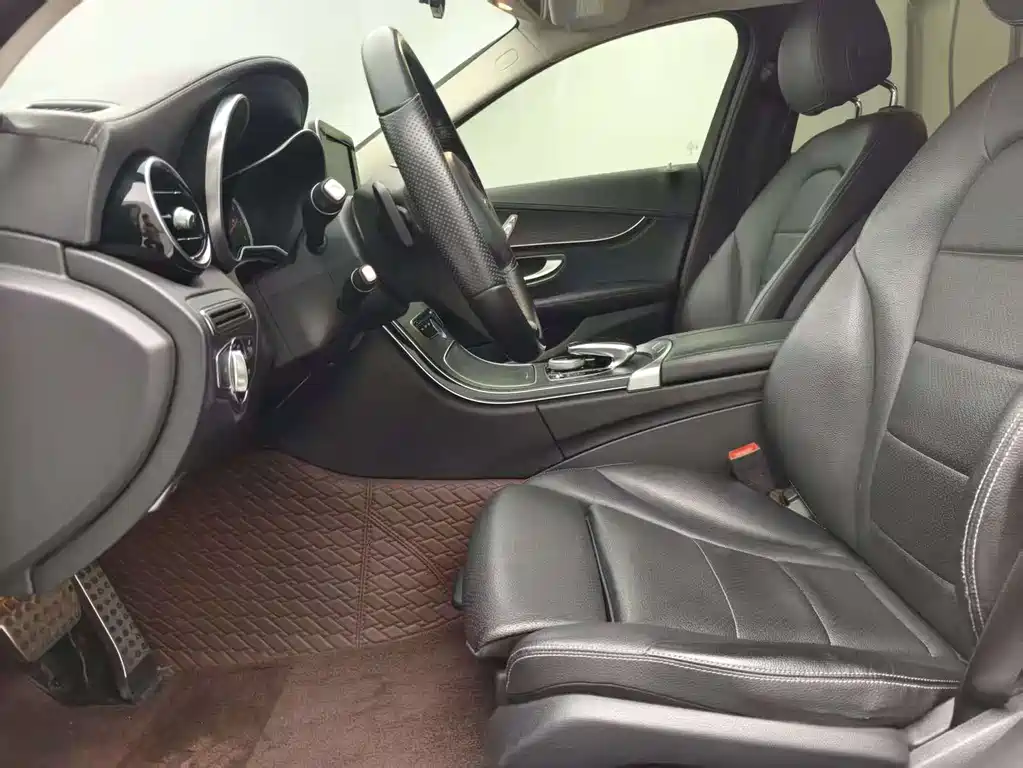 Mercedes-Benz C-Class 2015 facelift C 180 L sporty купить на сайте DeffCars