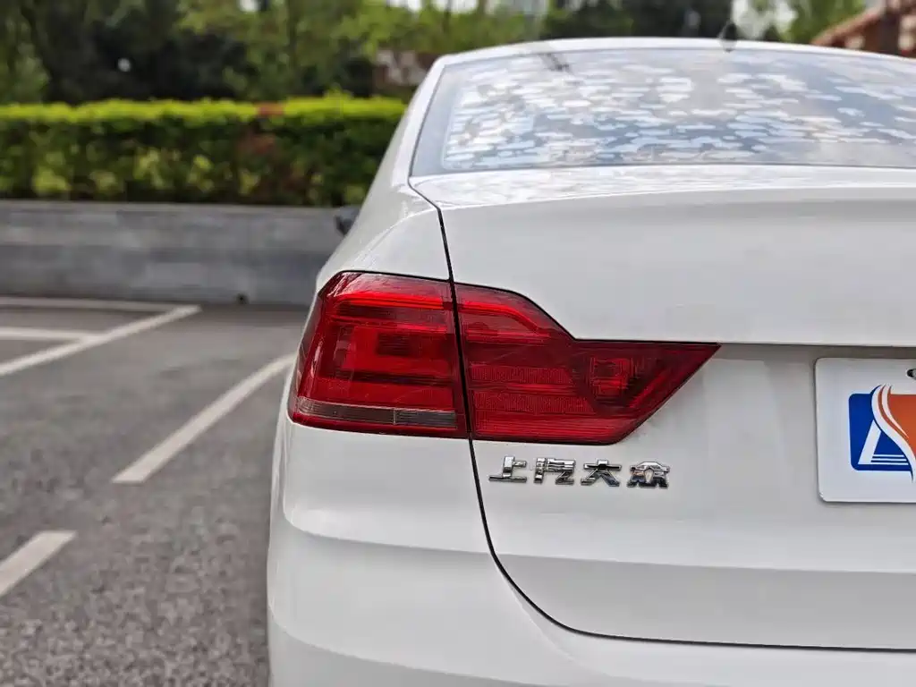 Santana 2021 1.5L Manual Fashion Edition купить на сайте DeffCars