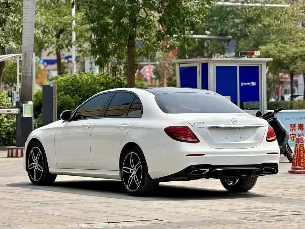 Mercedes-Benz E-Class 2017 E 300 Sports купить на сайте DeffCars