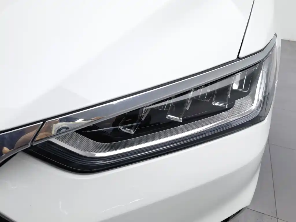 Qin Pro 2020 Transcend Edition 1.5TI Manual Luxury Model купить на сайте DeffCars