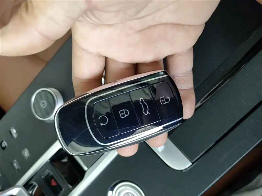 Tiggo 8 PLUS 2021 290TGDI DCT luxury edition купить на сайте DeffCars