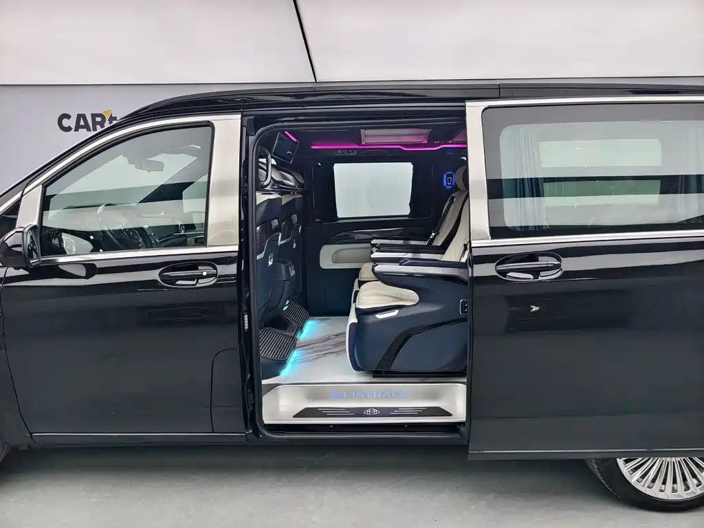 Vito 2023 2.0T Business Edition 7 seats купить на сайте DeffCars