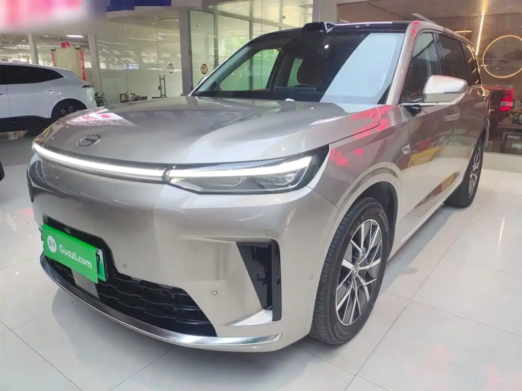 Trumpchi Yearning S9 2025 Qiankun UItra 6-seater купить на сайте DeffCars