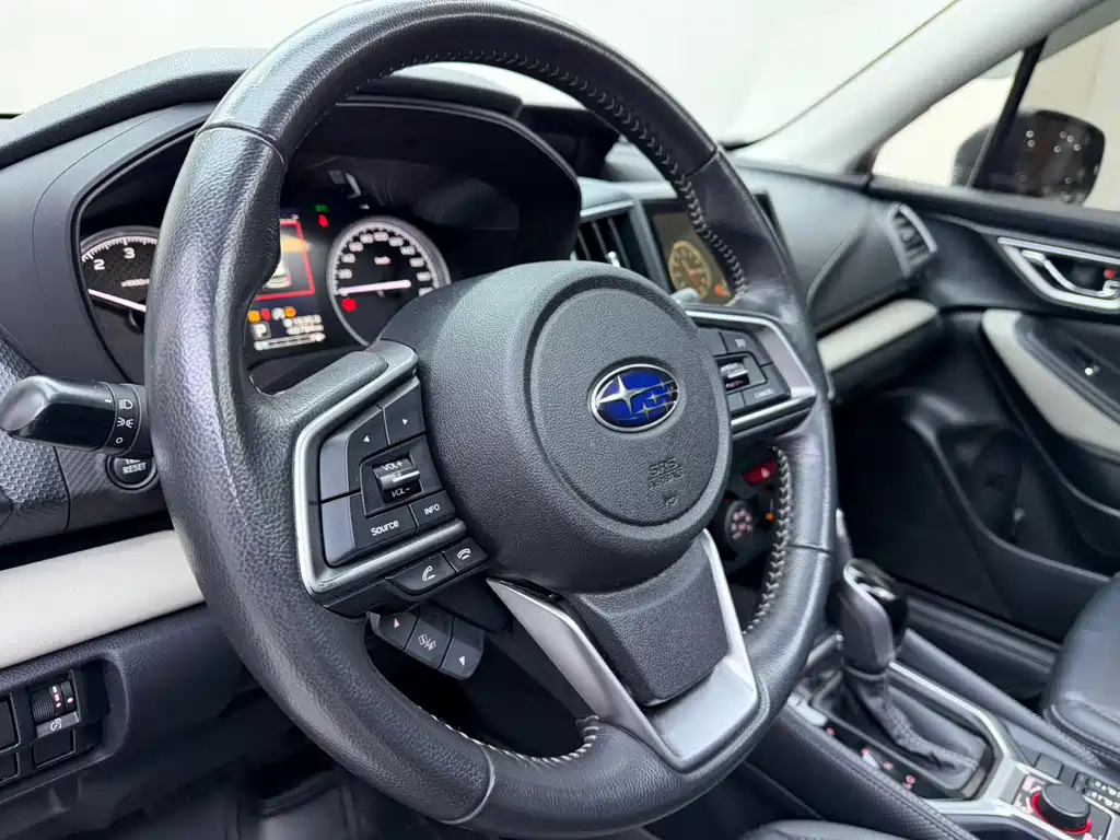 Forester 2022 2.0i AWD Deluxe Edition EyeSight купить на сайте DeffCars