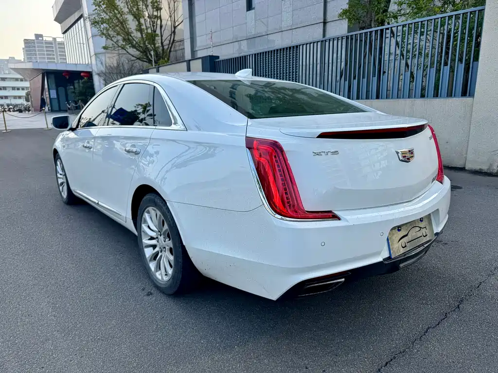 Cadillac XTS 2018 28T Technology купить на сайте DeffCars
