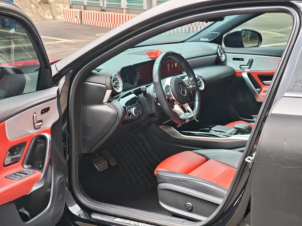 Mercedes-Benz A-Class AMG 2023 AMG A 35 L 4MATIC купить на сайте DeffCars