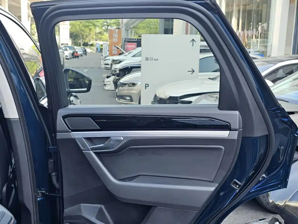 Touareg 2020 3.0TSI Ruixiang Edition National VI купить на сайте DeffCars