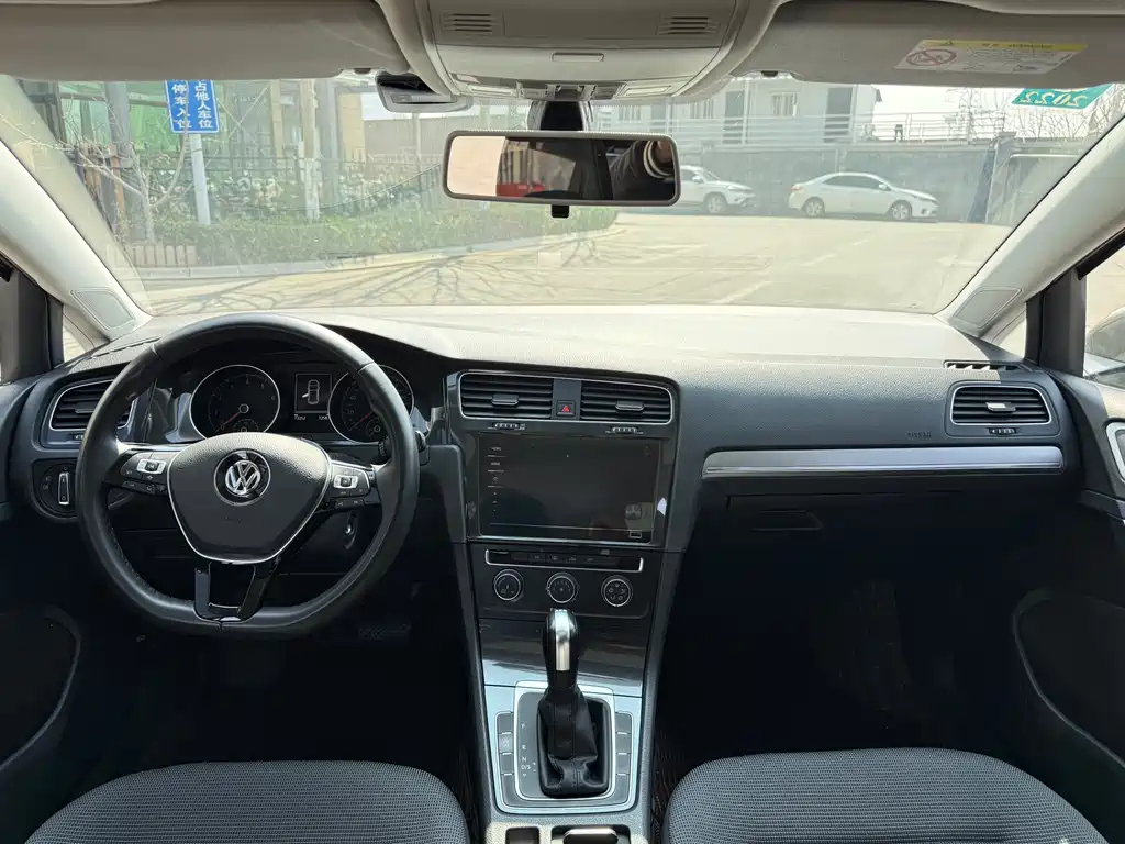 Golf 2020 280TSI DSG comfort model купить на сайте DeffCars