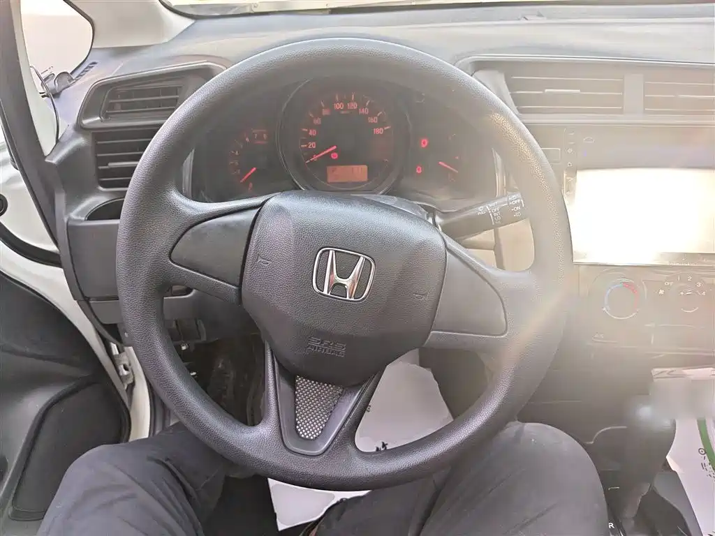Fit 2018 1.5L CVT Comfort Sunroof Edition купить на сайте DeffCars