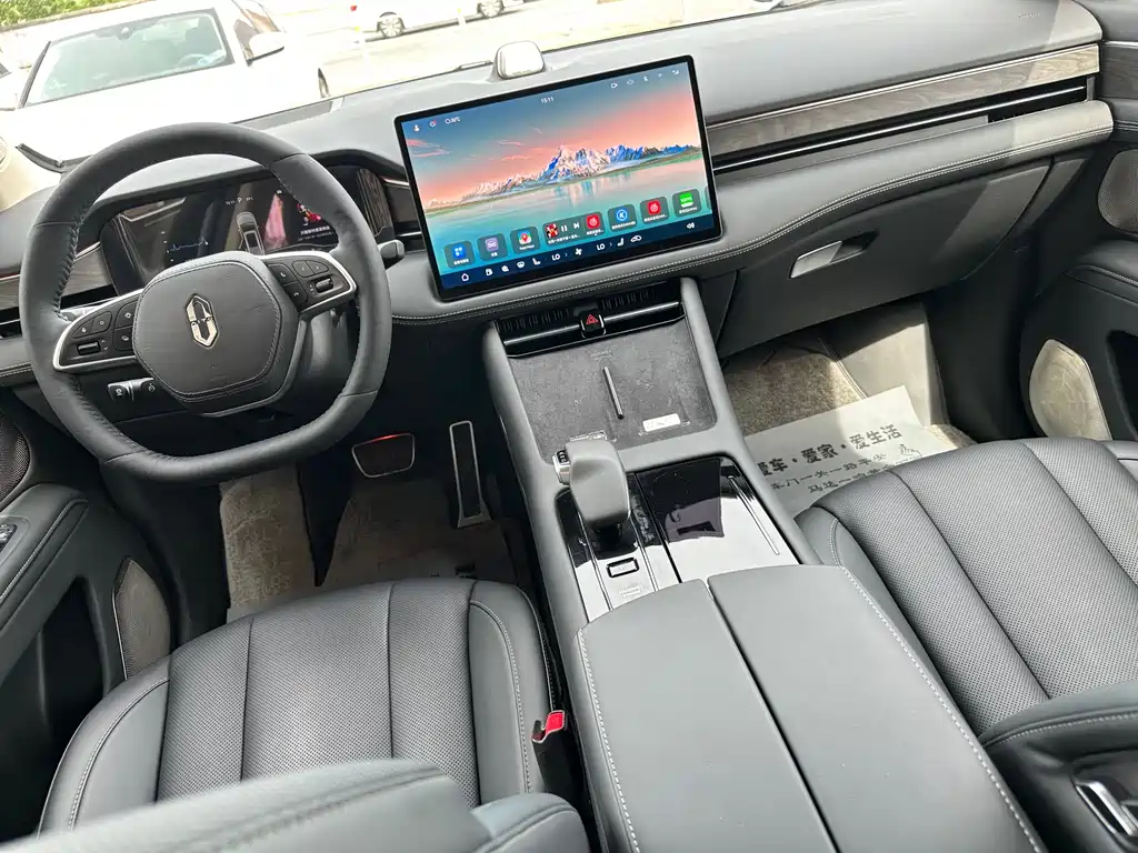 Wenjie M7 2024 1.5T rear drive Plus version 5 seats купить на сайте DeffCars
