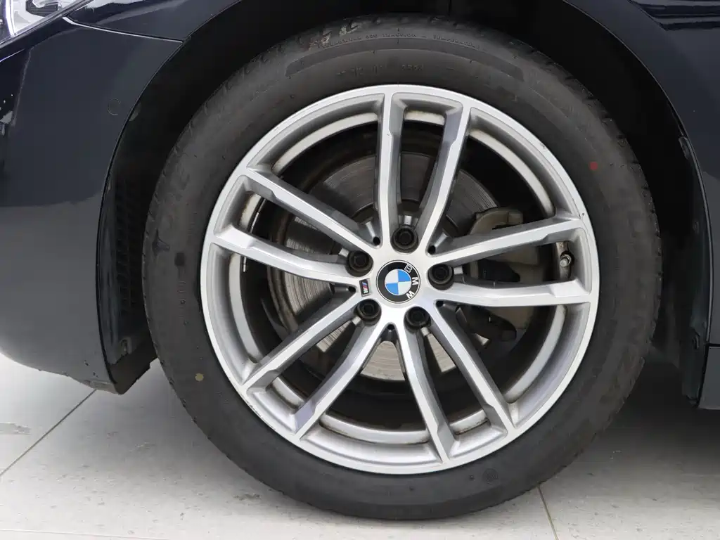 BMW 5 Series 2019 525Li M Sports Package купить на сайте DeffCars