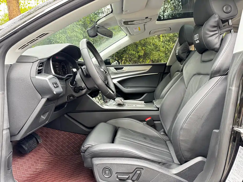 Audi A7 2024 45 TFSI Premium Selection купить на сайте DeffCars