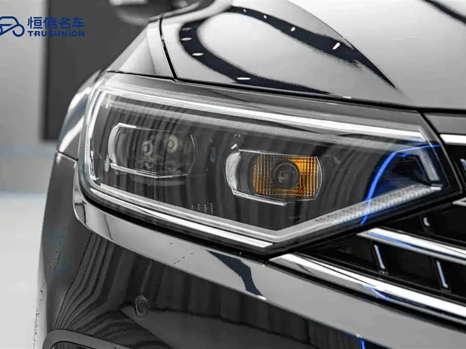 Magotan 2023 2 million commemorative edition 330TSI DSG luxury model купить на сайте DeffCars