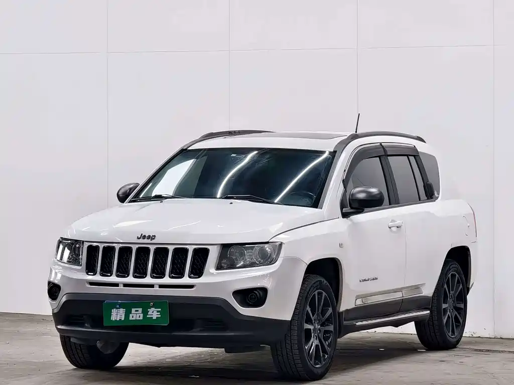 Compass (импорт) 2013 2.4L four-wheel drive luxury version купить на сайте DeffCars