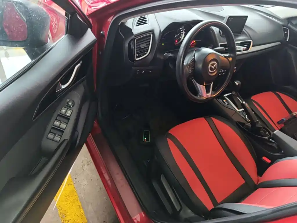 Mazda Axela 2016 sedan 1.5L automatic luxury model купить на сайте DeffCars