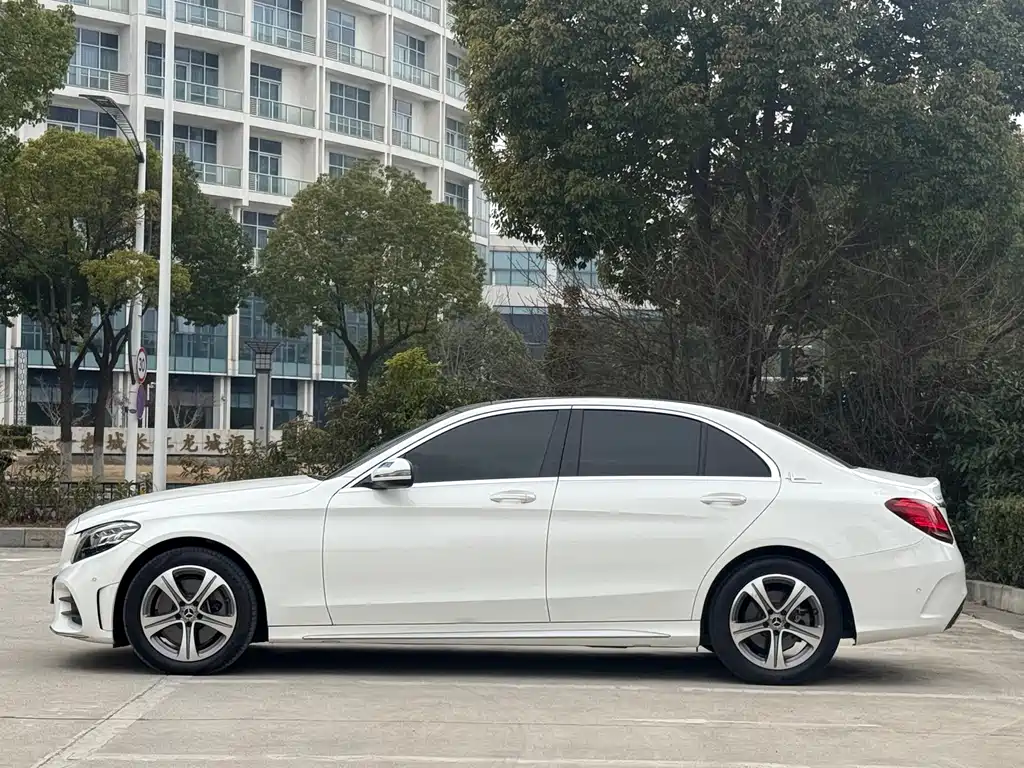 Mercedes-Benz C-Class 2021 C 260 L Sports Edition купить на сайте DeffCars