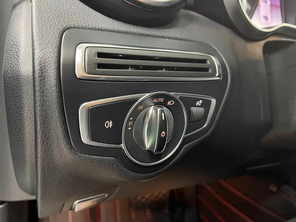 Mercedes-Benz C-Class 2018 C 200 L Sports Edition купить на сайте DeffCars
