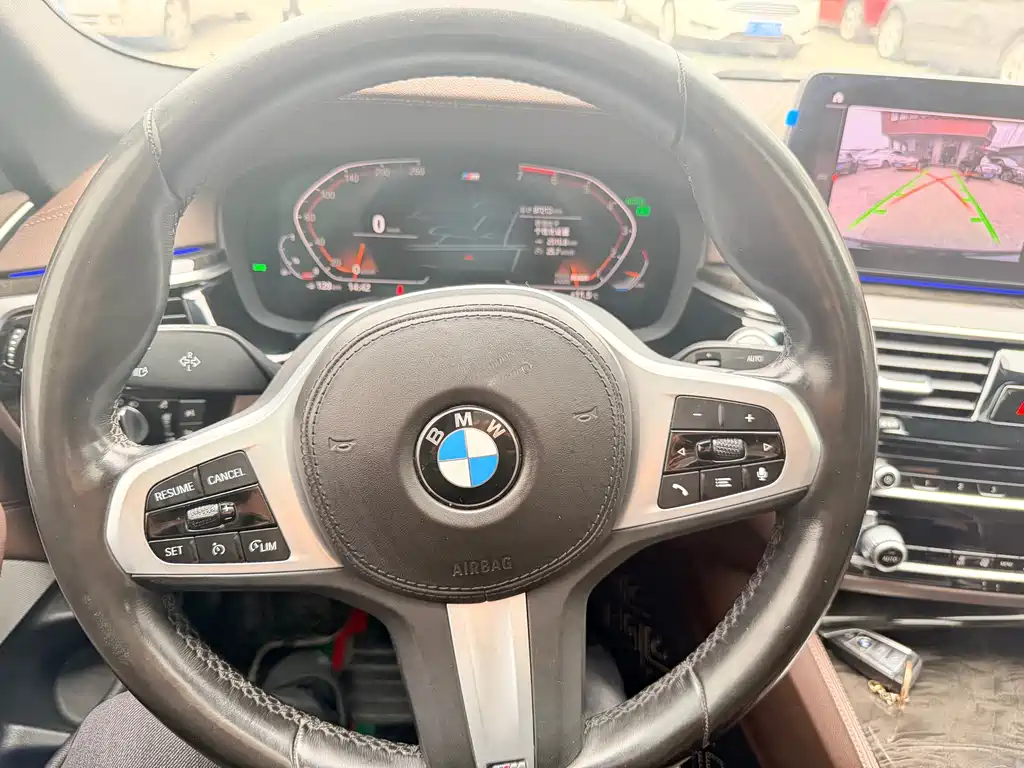 BMW 5 Series 2021 525Li M Sports Package купить на сайте DeffCars