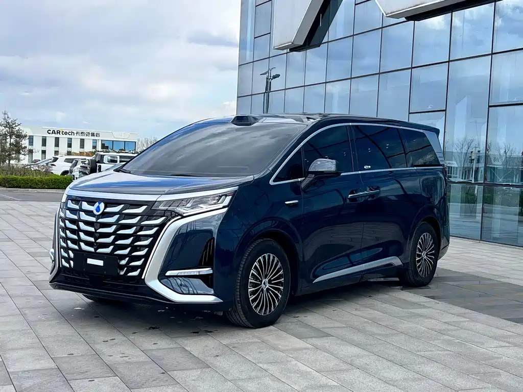 Denza D9 2025 DM-i smart driving version 1020 four-wheel drive premium type купить на сайте DeffCars