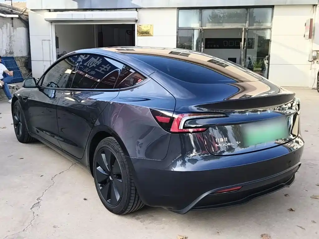 Model 3 2023 long-range all-wheel drive version купить на сайте DeffCars