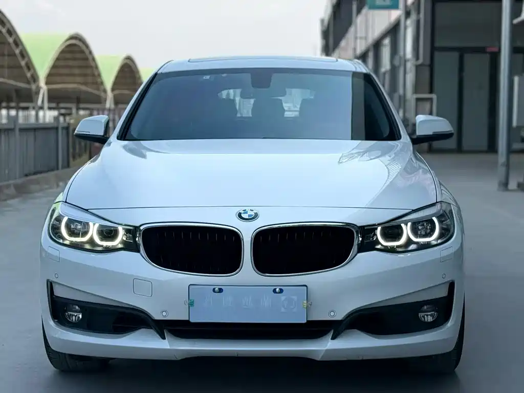 BMW 3 Series GT 2017 320i Fashion Model купить на сайте DeffCars